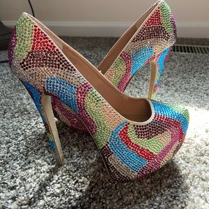 Steve Madden Crystal pumps